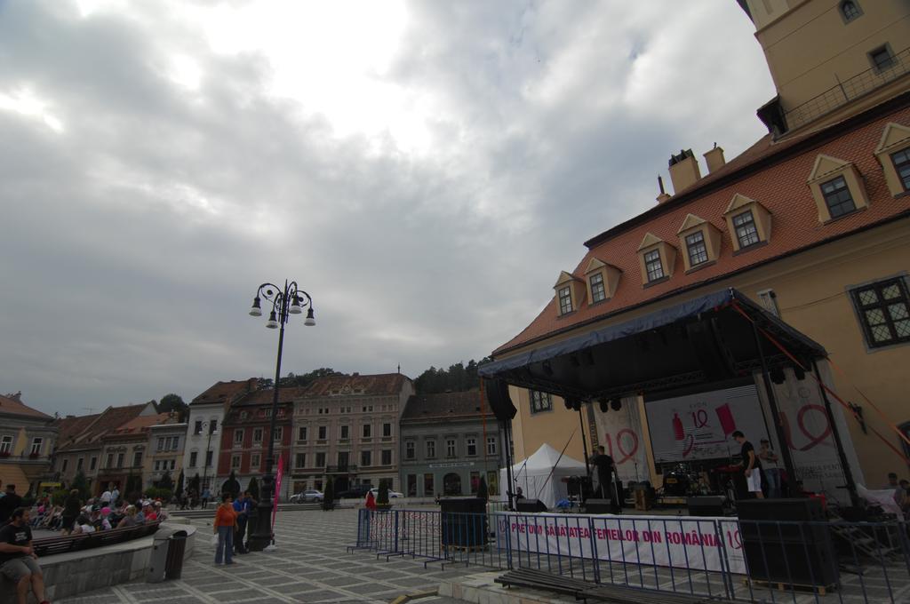 Main Square Apartments & More Braşov Exterior foto